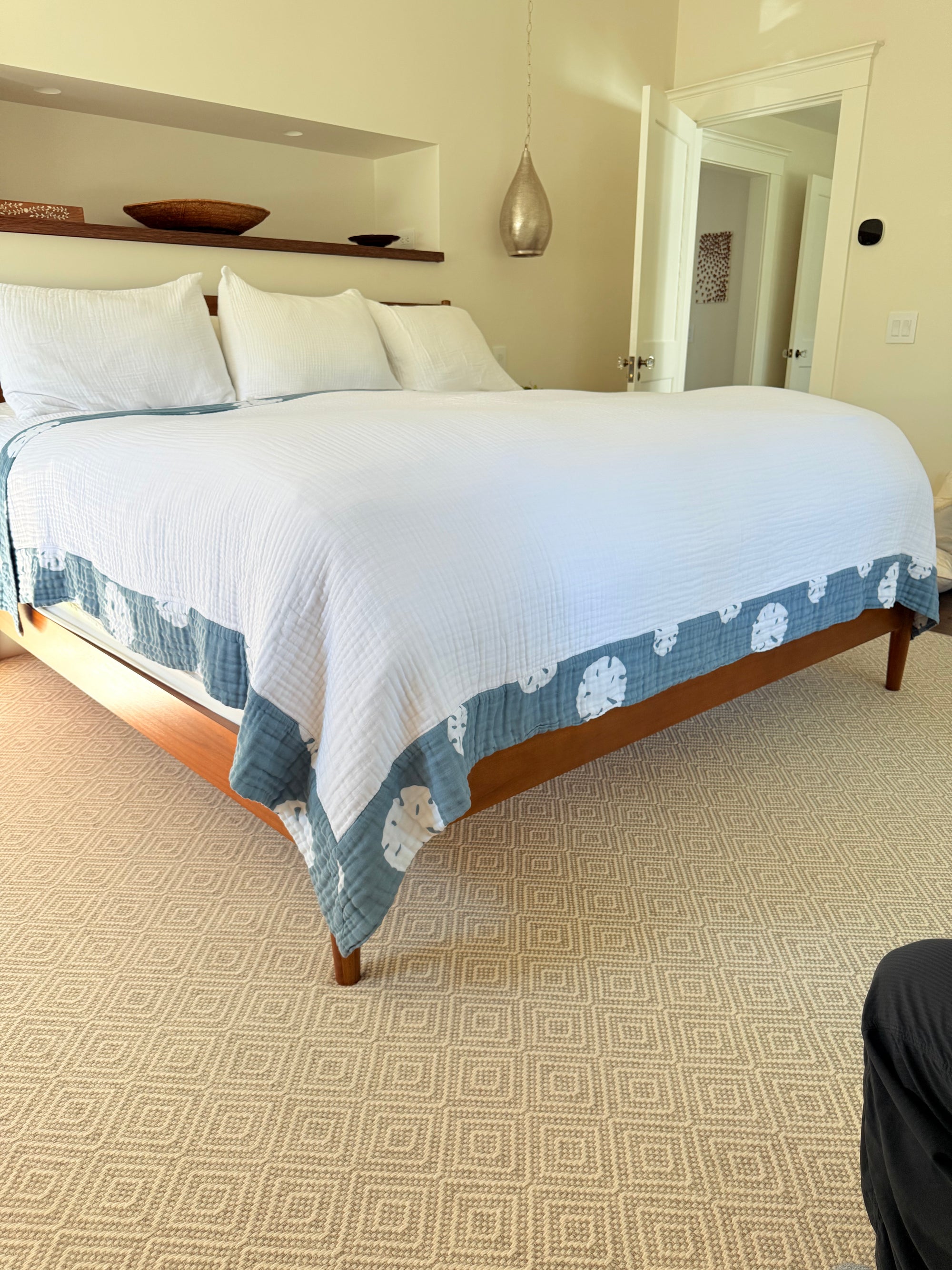 Sand Dollar and Slate All-Season Organic Muslin King Blanket Adult Organic Muslin Blanket Gray Heron
