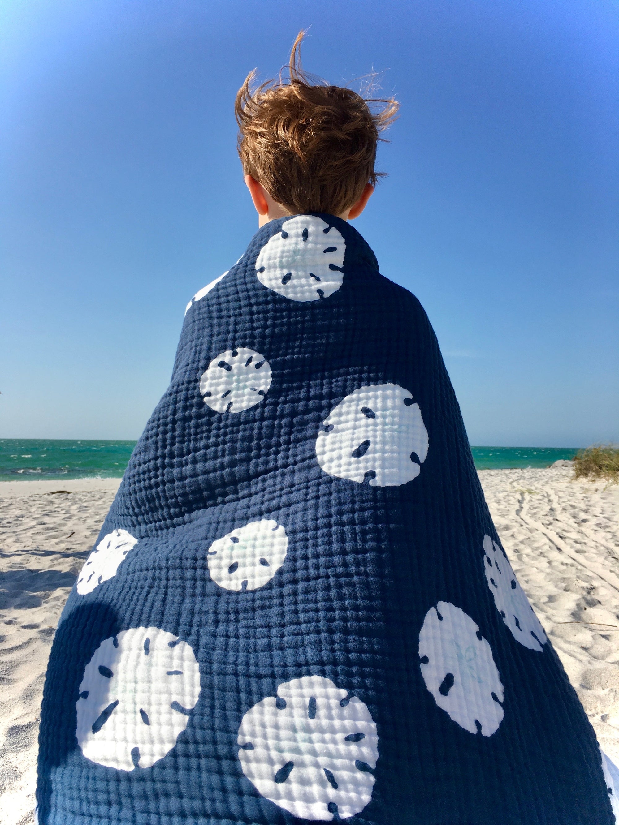 Sand Dollar Navy & Snow All - Season Organic Muslin Throw Blanket - Gray Heron