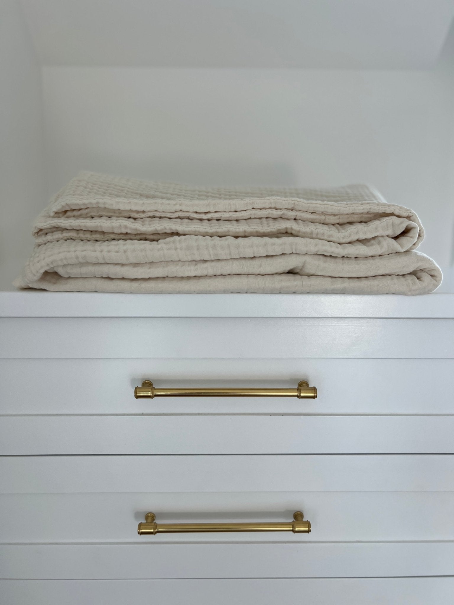 Dye-Free Natural Summer-Weight Organic Muslin Oversized Throw Blanket Adult Organic Cotton Muslin Blanket Gray Heron