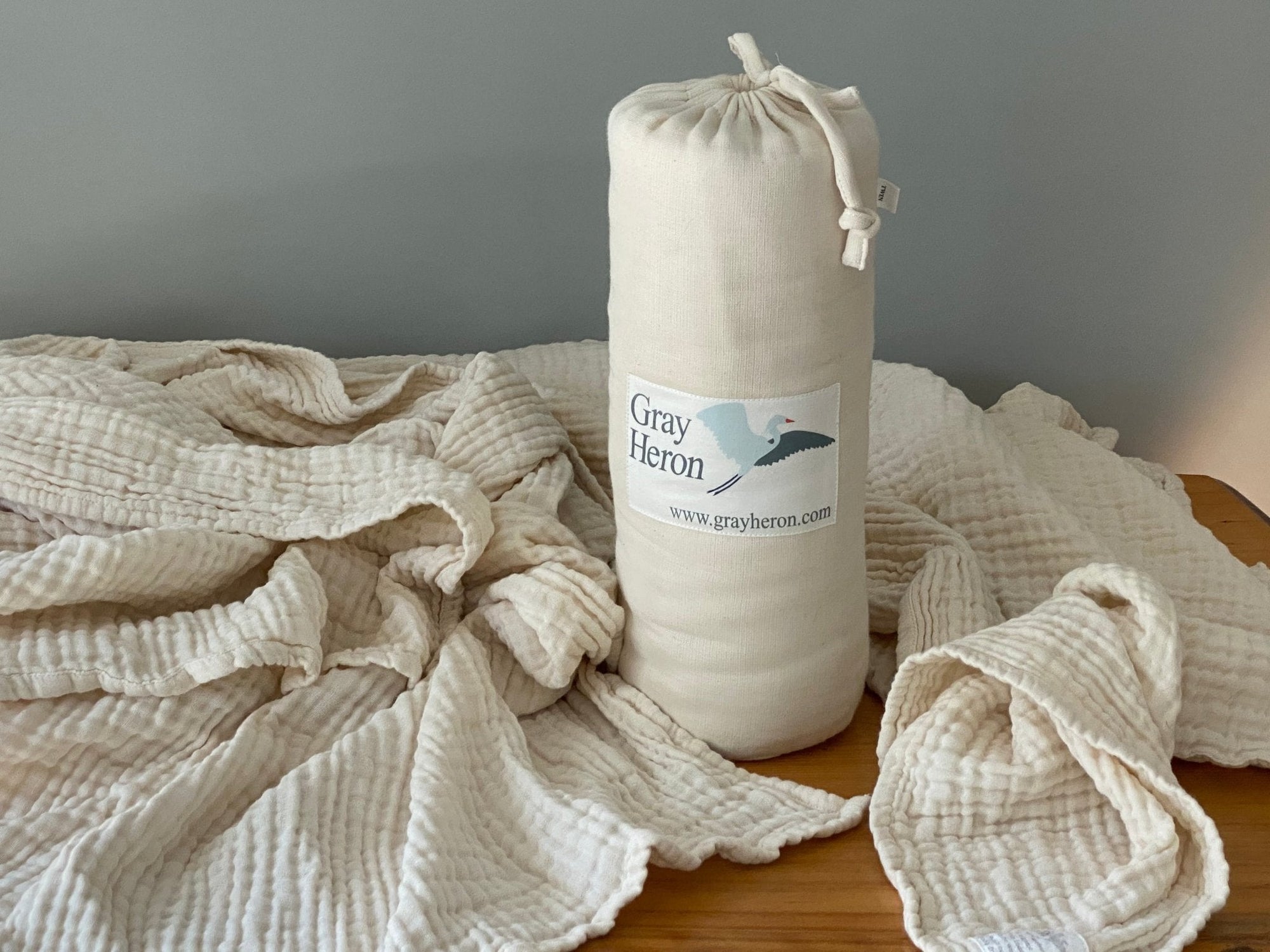Dye-Free Natural Summer-Weight Organic Muslin Twin Blanket Adult Organic Cotton Muslin Blanket Gray Heron