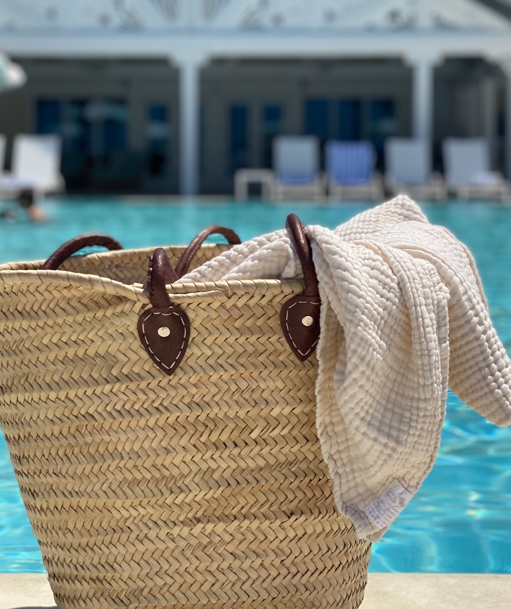 Sand Dollar Navy & Snow All - Season Organic Muslin Throw Blanket - Gray Heron