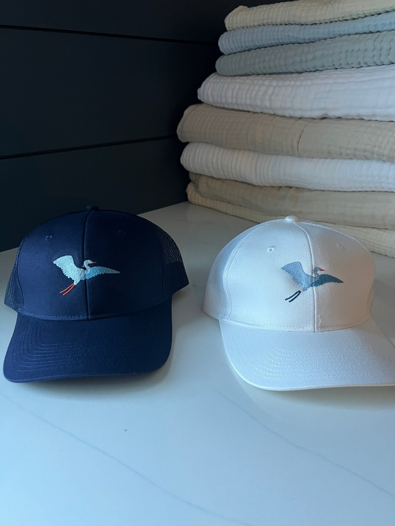 WHITE HERON HAT HAT Gray Heron