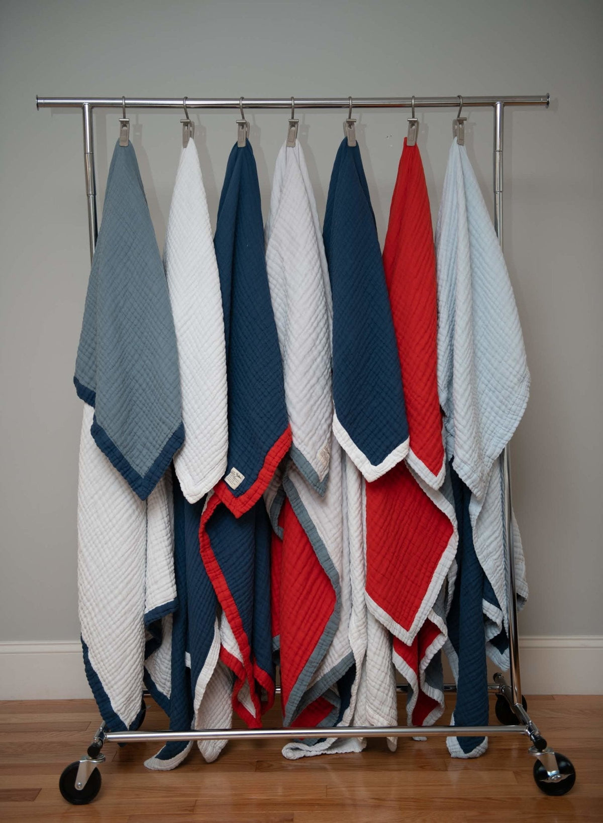 Why Is Muslin Such a Popular Fabric Today? - Gray Heron