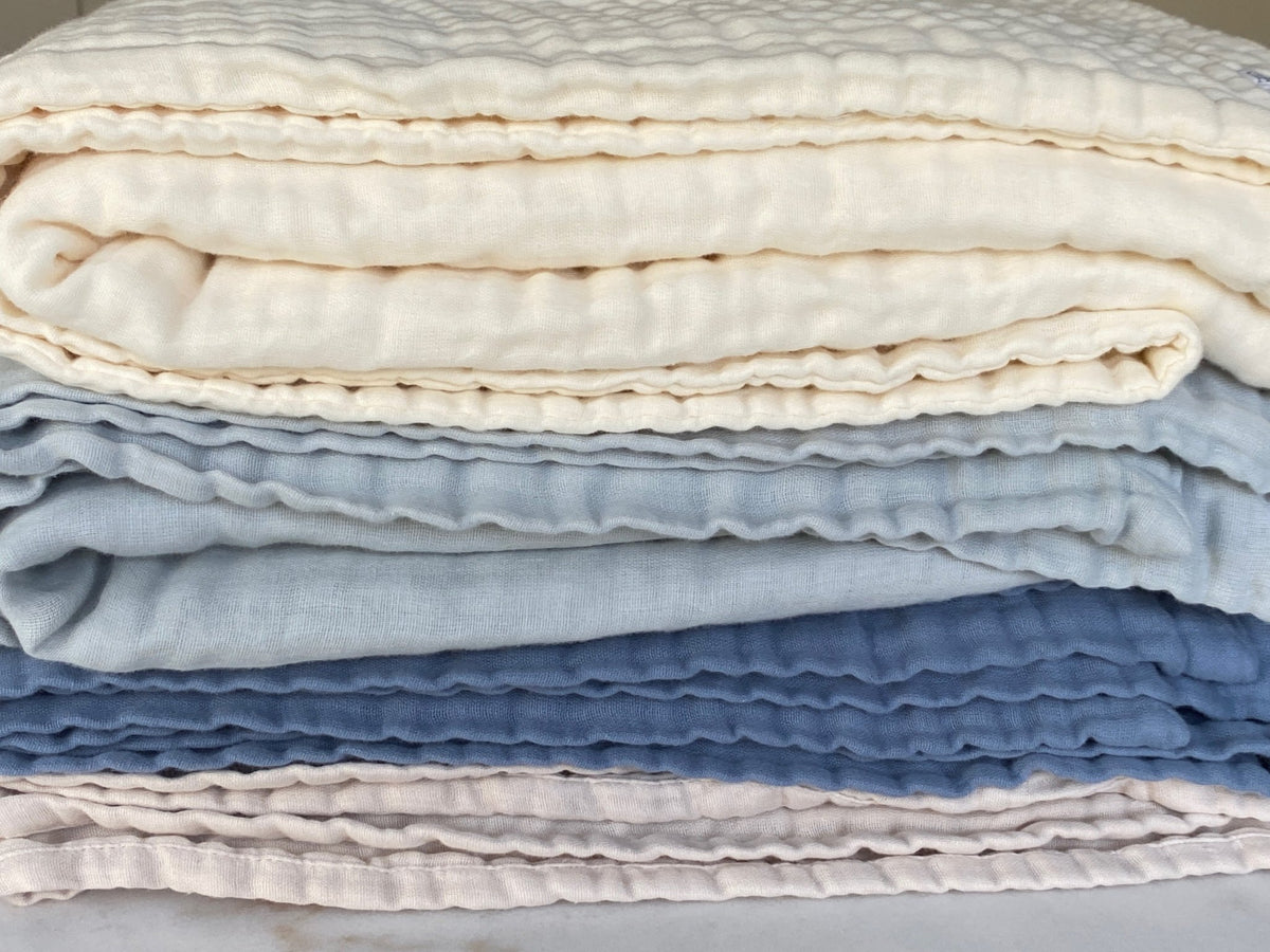 Summer-weight King Size Blankets - Gray Heron