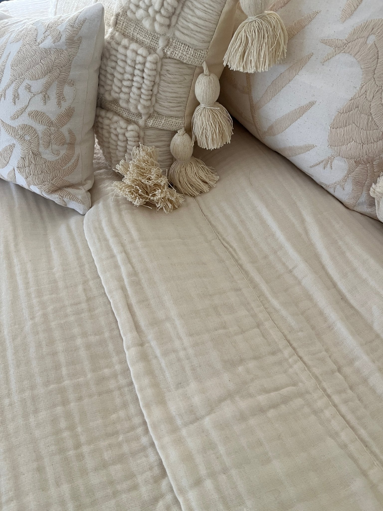 Organic All-Season King Blanket in Dye-Free Natural Color Limited