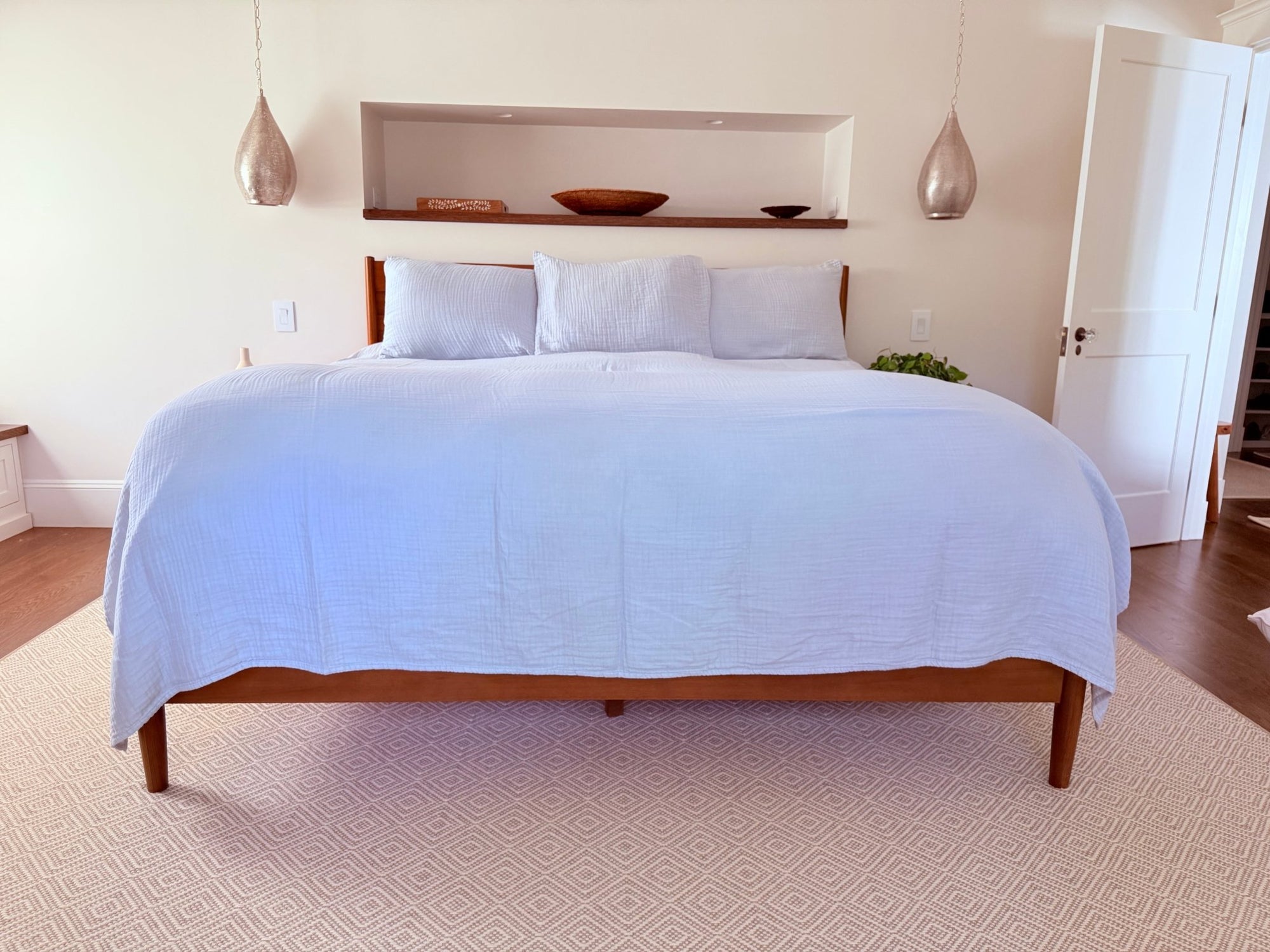 Organic Muslin Summer-Weight King Blanket – Mist Adult Organic Cotton Muslin Blanket Gray Heron