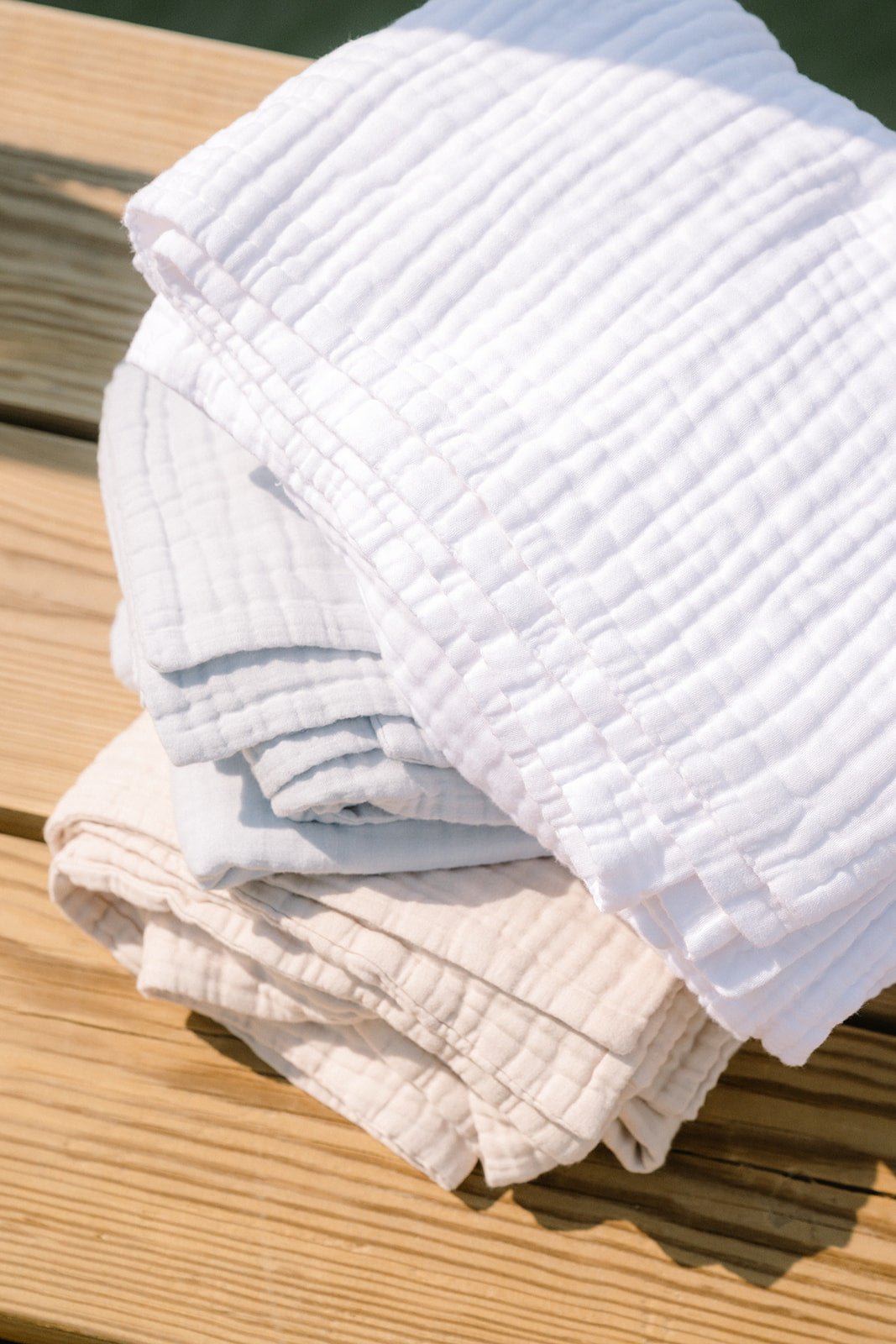 Snow Summer-Weight Organic Muslin Oversized Throw Blanket Adult Organic Cotton Muslin Blanket Gray Heron