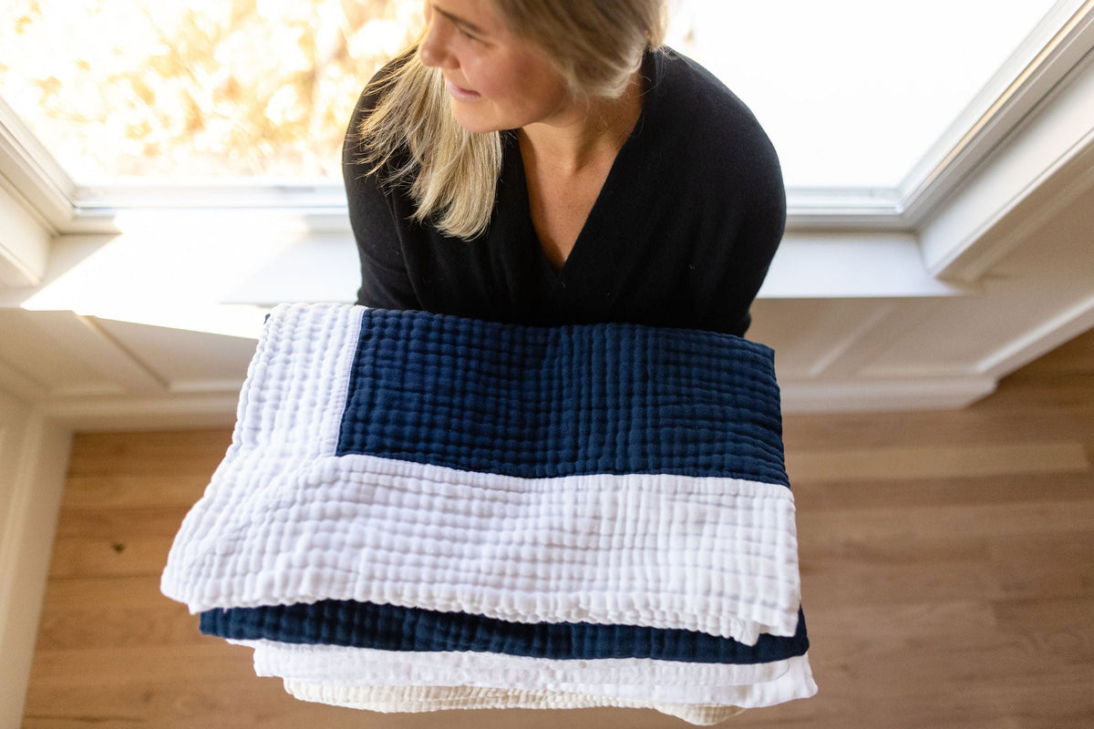 All-Season Organic Muslin Border Blankets - Gray Heron